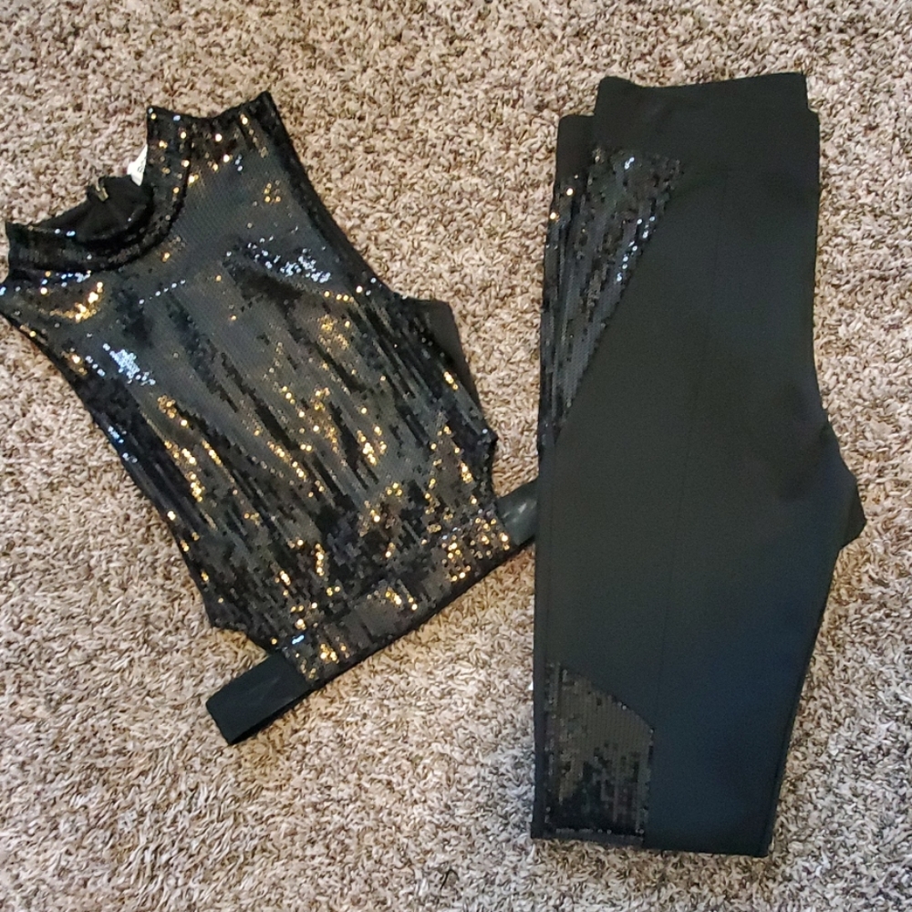 BCBG two piece sequin leggings and top.